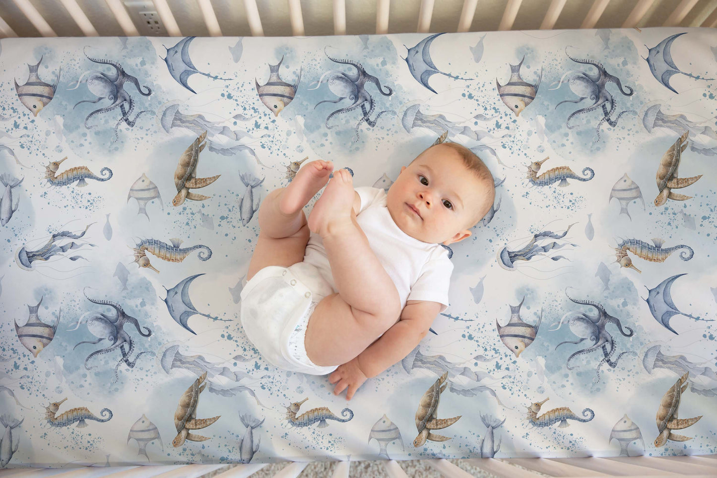 Under the sea crib sheet, Ocean animals nursery bedding - Ocean Mystery