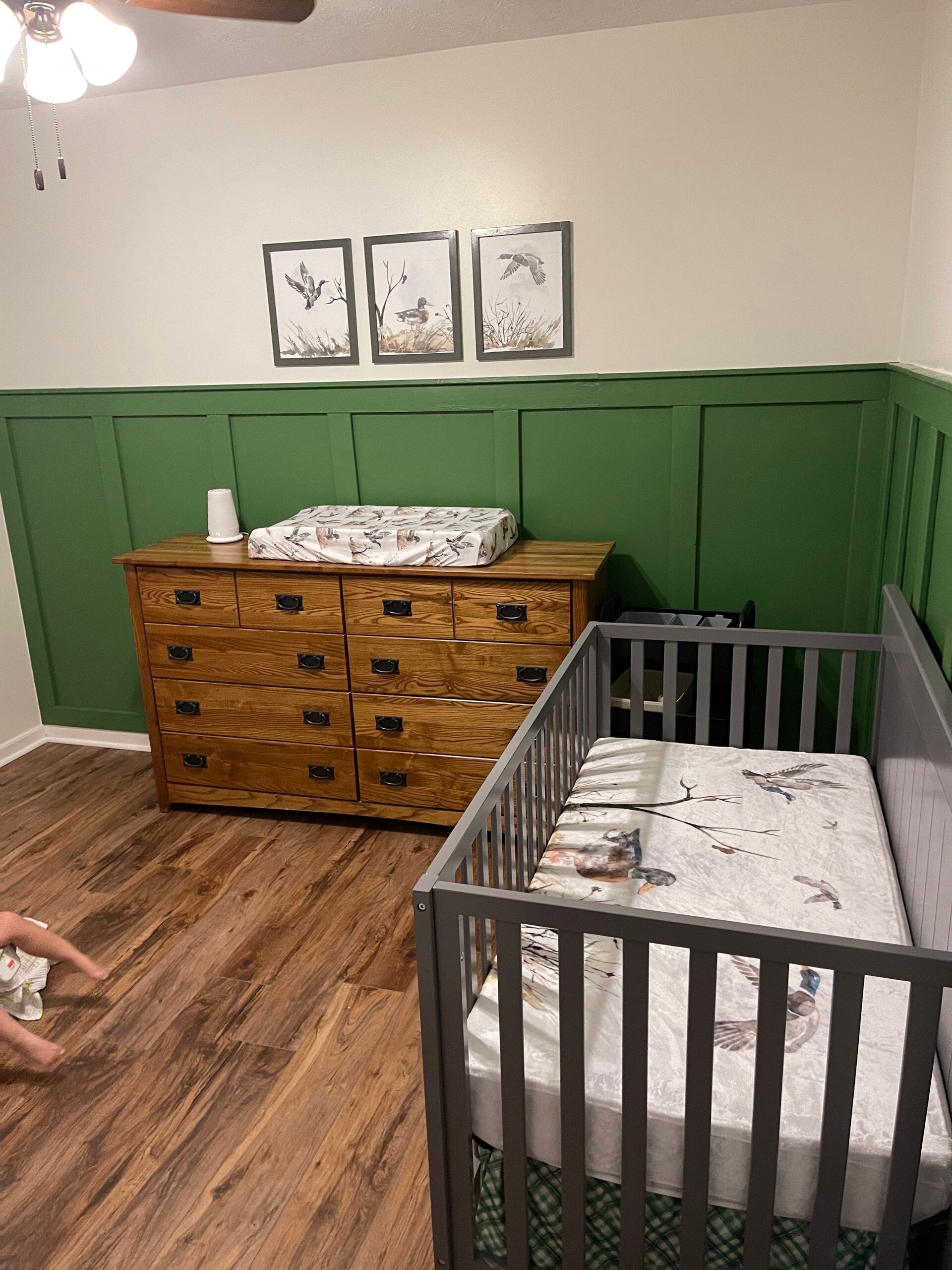 Hunter green baby discount bedding