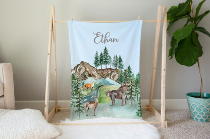 Personalized Forest Animals Minky Blanket, Woodland Baby bedding - Little Explorer